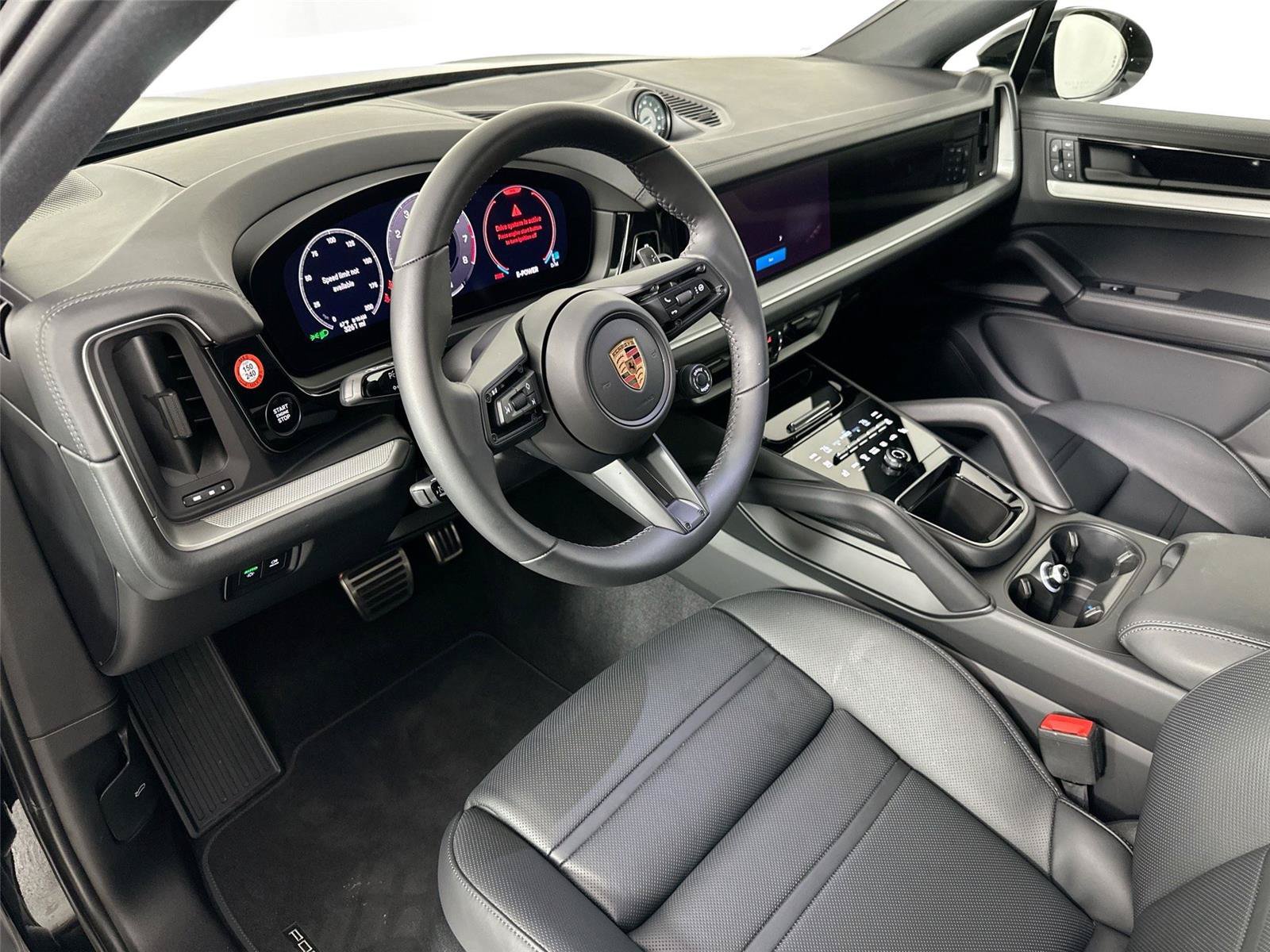 Certified 2025 Porsche Cayenne S AWD/4WD image 4