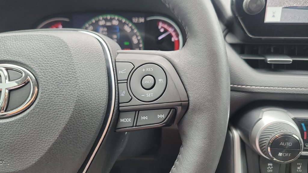 Certified 2023 Toyota RAV4 XLE Premium FWD image 22