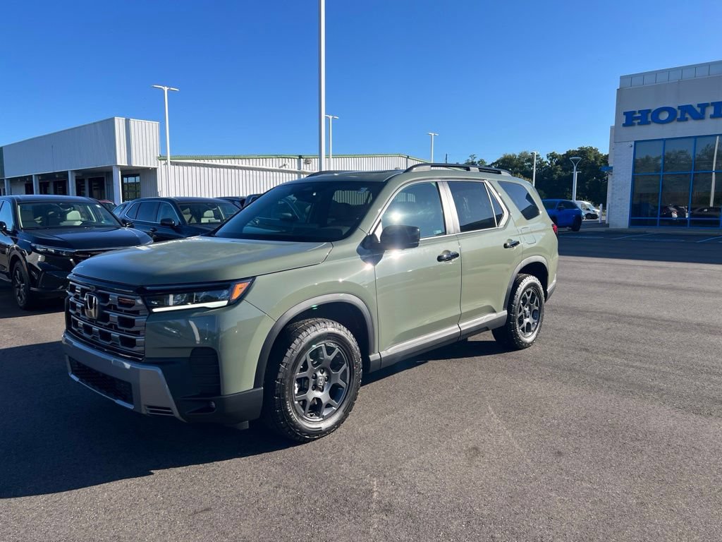 New 2026 Honda Pilot TrailSport image 7