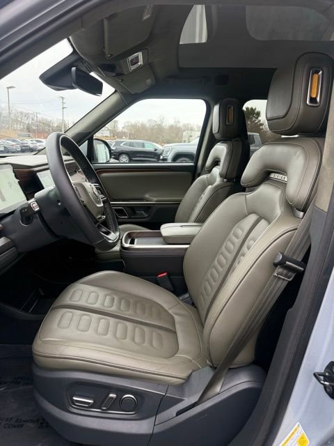 Used 2023 Rivian R1S Adventure image 12