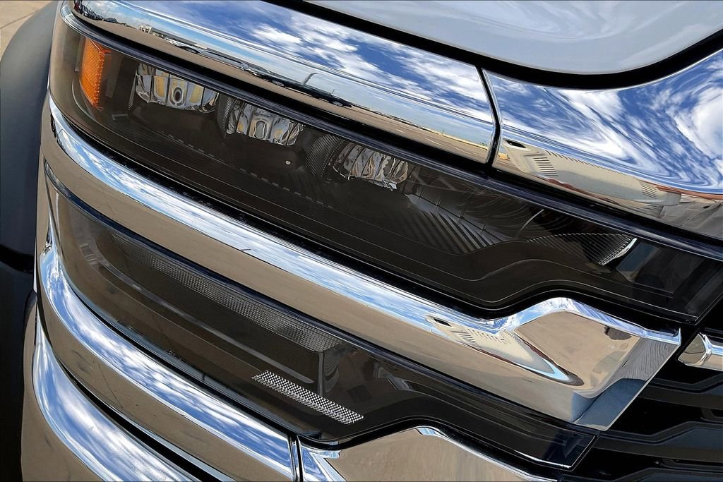 New 2026 RAM 5500 Tradesman w/ Chrome Appearance Group AWD/4WD image 23