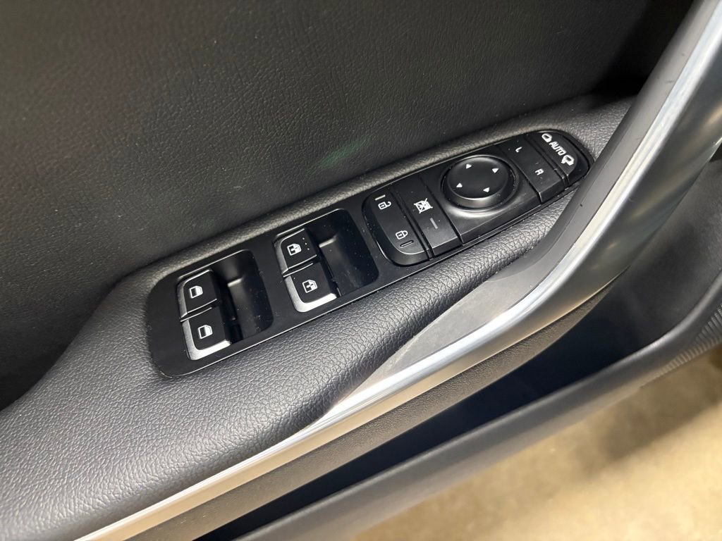 Used 2023 Kia Stinger GT-Line w/ Sun & Sound Package image 23