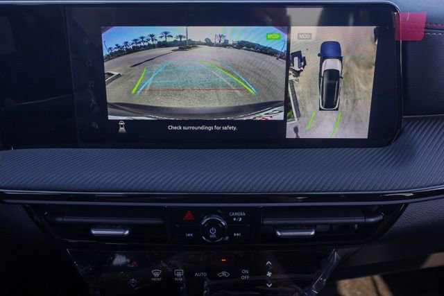 New 2025 Nissan Kicks SR image 29