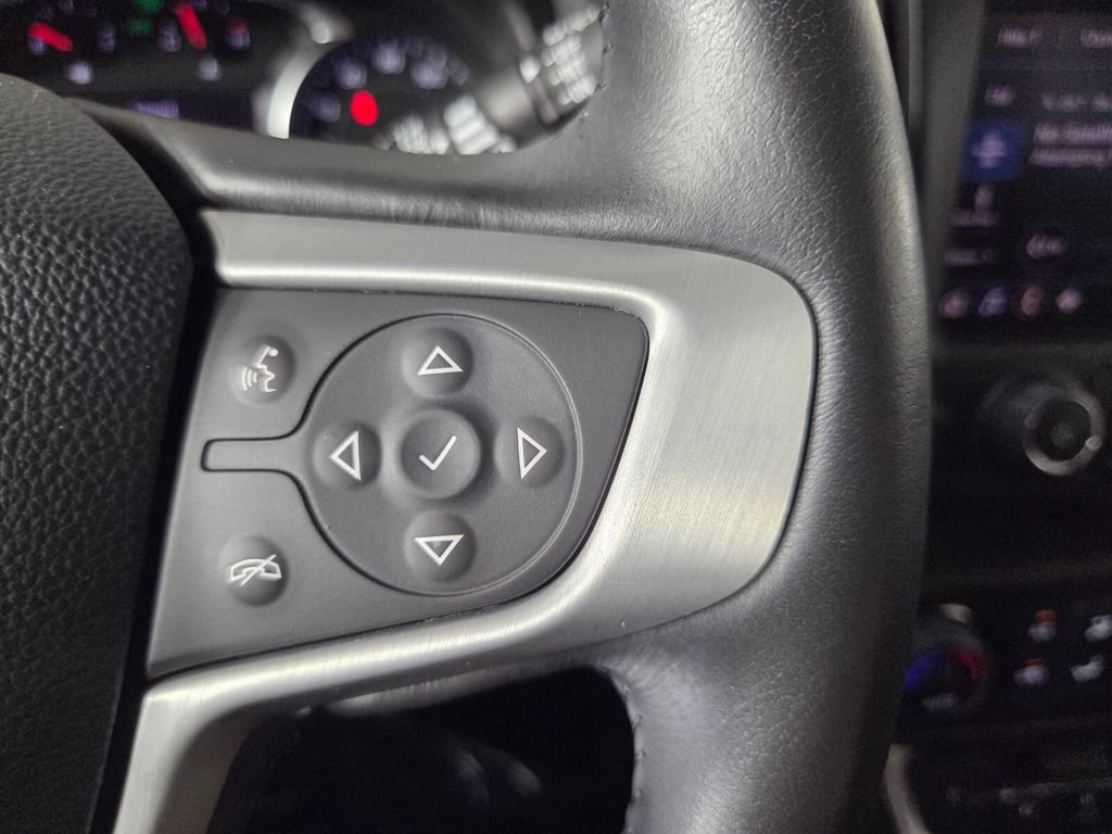 Used 2022 GMC Terrain SLT w/ Elevation Edition FWD image 16