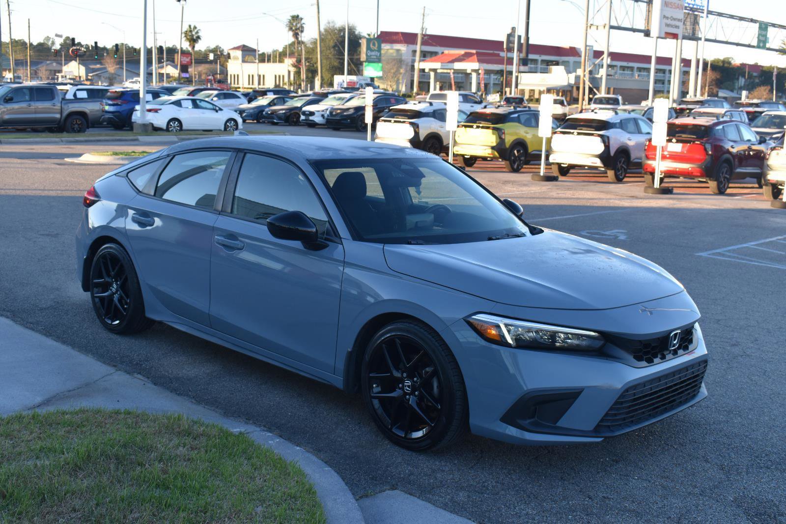 Used 2022 Honda Civic Sport image 10