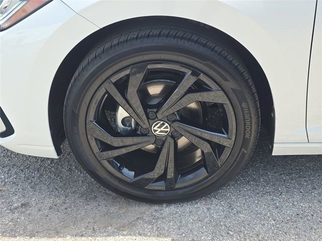 New 2026 Volkswagen Jetta SE FWD image 8