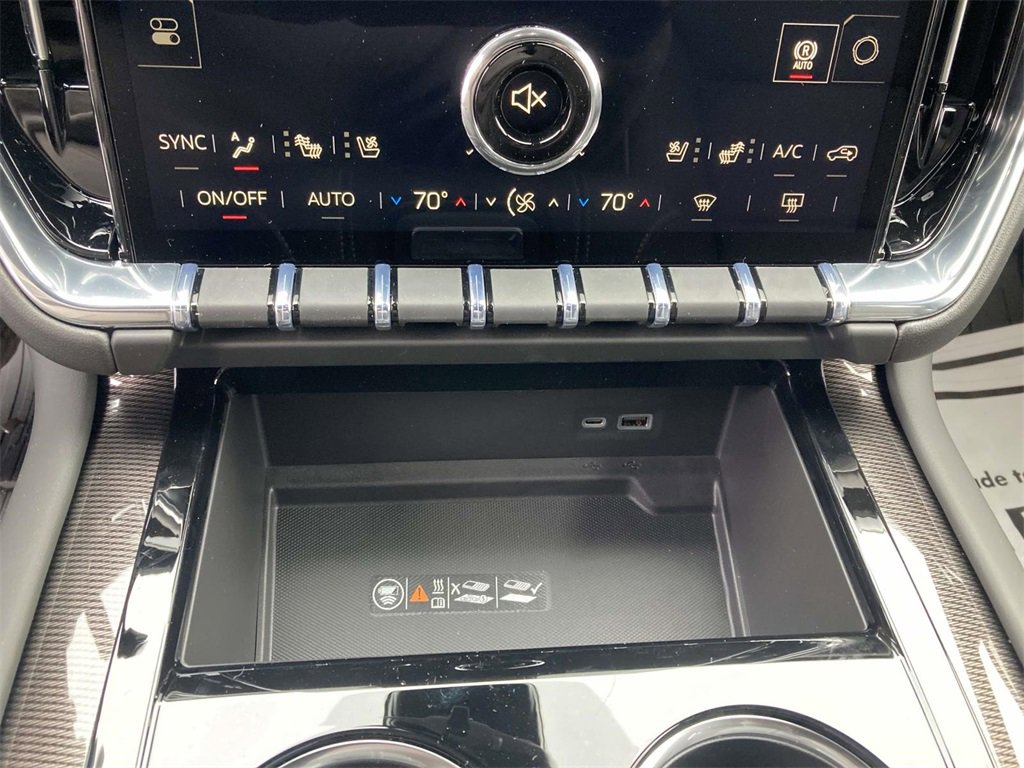 New 2026 GMC Yukon Elevation image 23