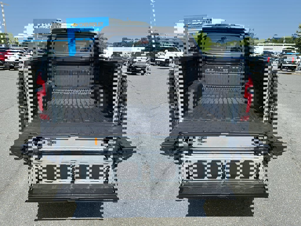 New 2026 Chevrolet Silverado EV LT image 7