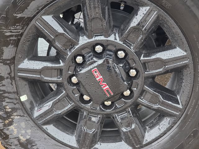 New 2026 GMC Sierra 2500 AT4 w/ AT4 Premium Plus Package AWD/4WD image 11