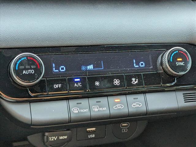 Used 2025 Hyundai Elantra Sport FWD image 15