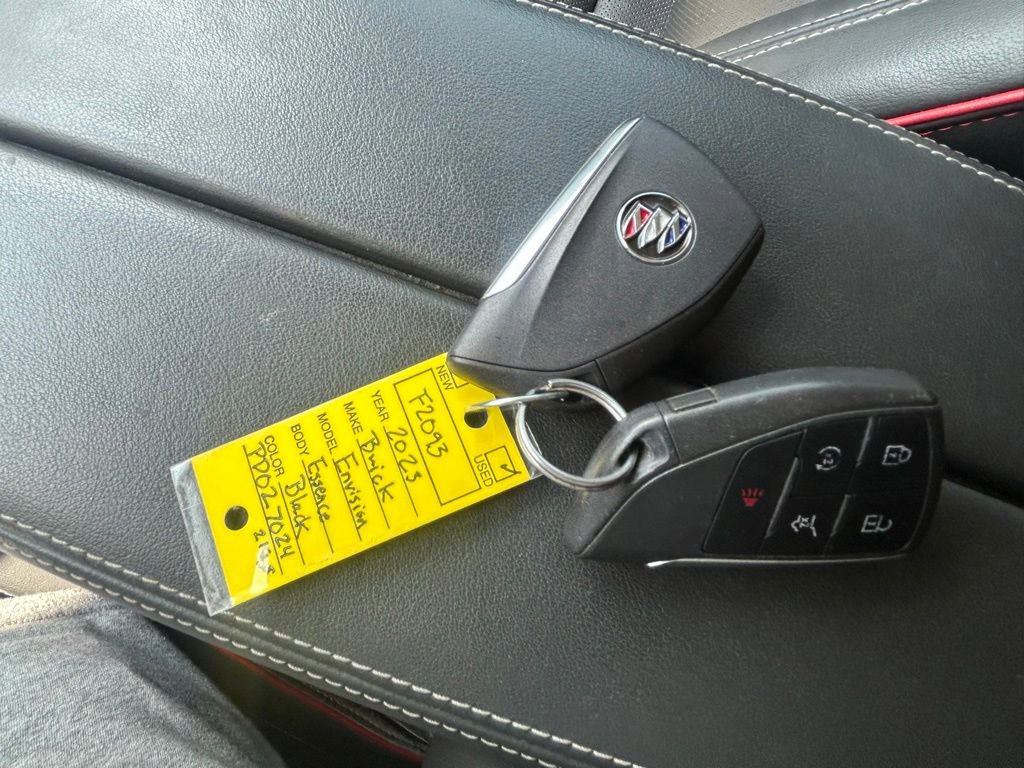 Used 2023 Buick Envision Essence w/ Sport Touring Package FWD image 15