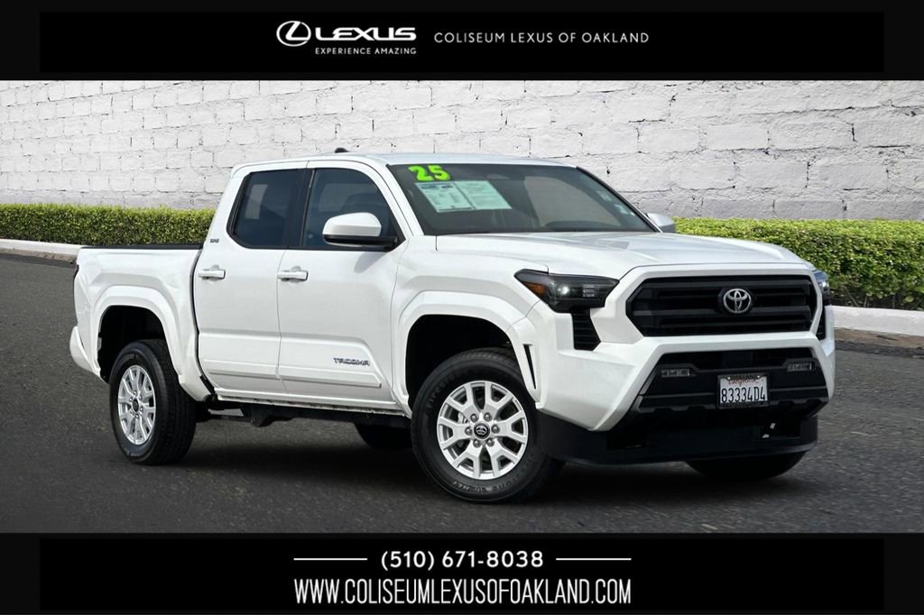 Used 2025 Toyota Tacoma SR5 image 1