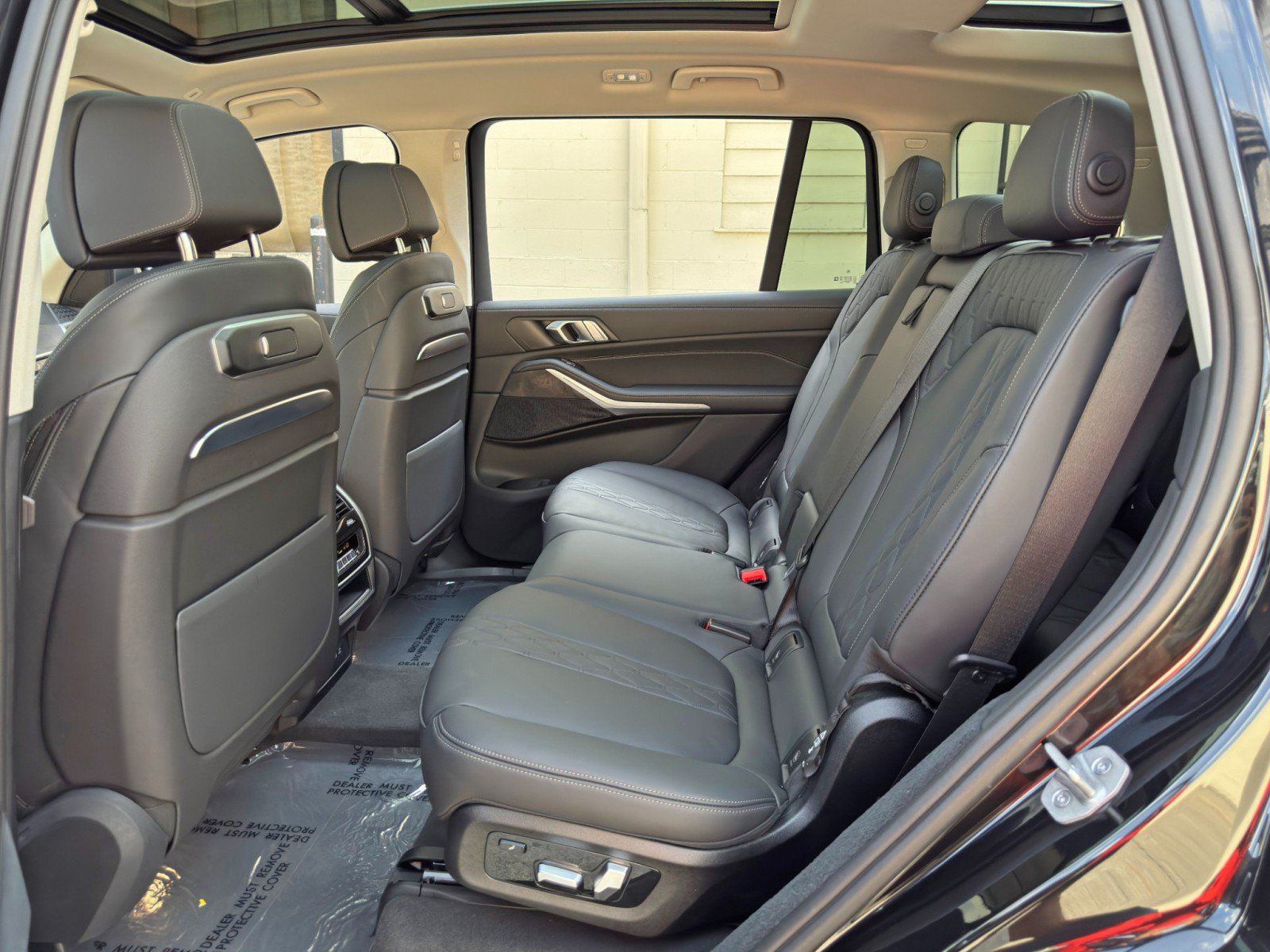 Used 2024 BMW X7 xDrive40i AWD/4WD image 46