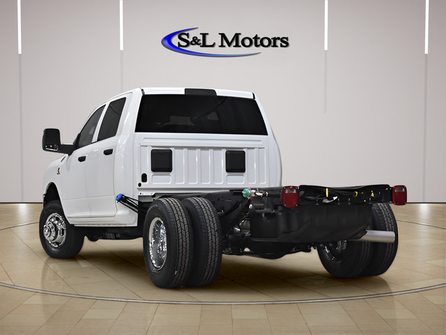 New 2026 RAM 3500 Tradesman w/ Chrome Appearance Group A AWD/4WD image 5