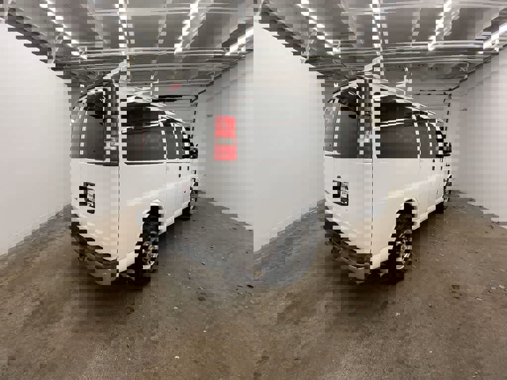 Used 2017 Chevrolet Express 2500 LT w/ LT Preferred Equipment Group image 6