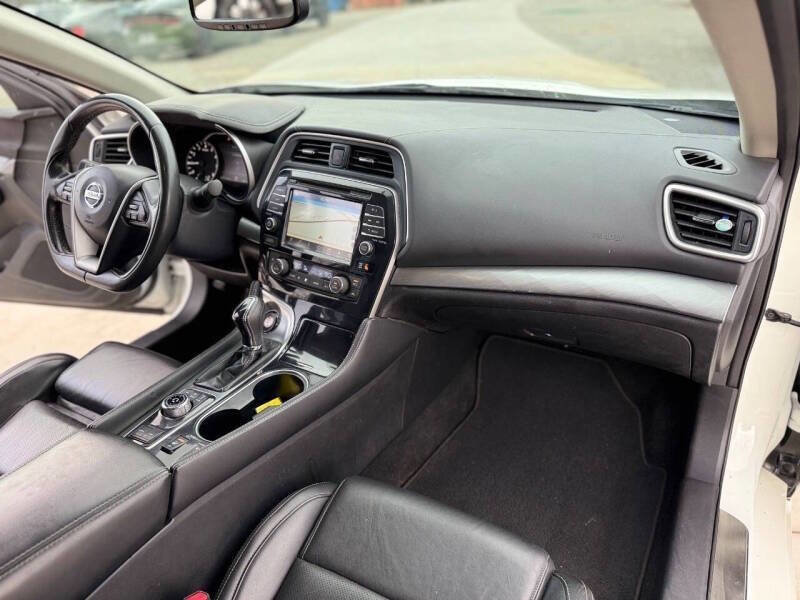 Used 2016 Nissan Maxima 3.5 SV image 25