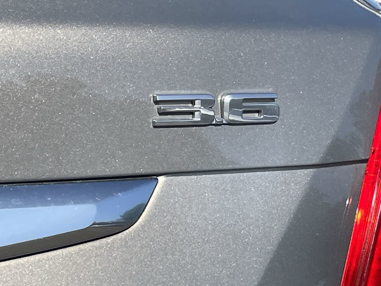 Used 2018 Cadillac XT5 Luxury AWD/4WD image 39