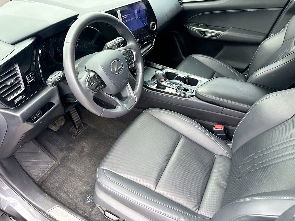 Used 2023 Lexus NX 250 FWD w/ Towing Package (2000 Lbs) image 25