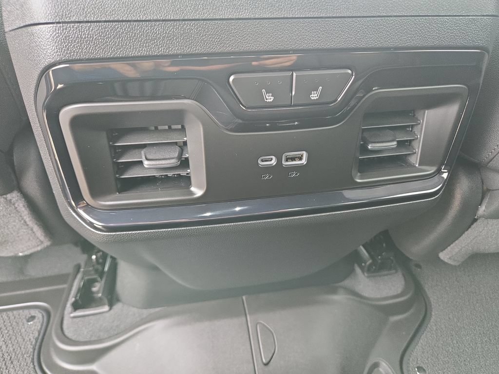 New 2026 GMC Sierra 1500 AT4 w/ Technology Package AWD/4WD image 36