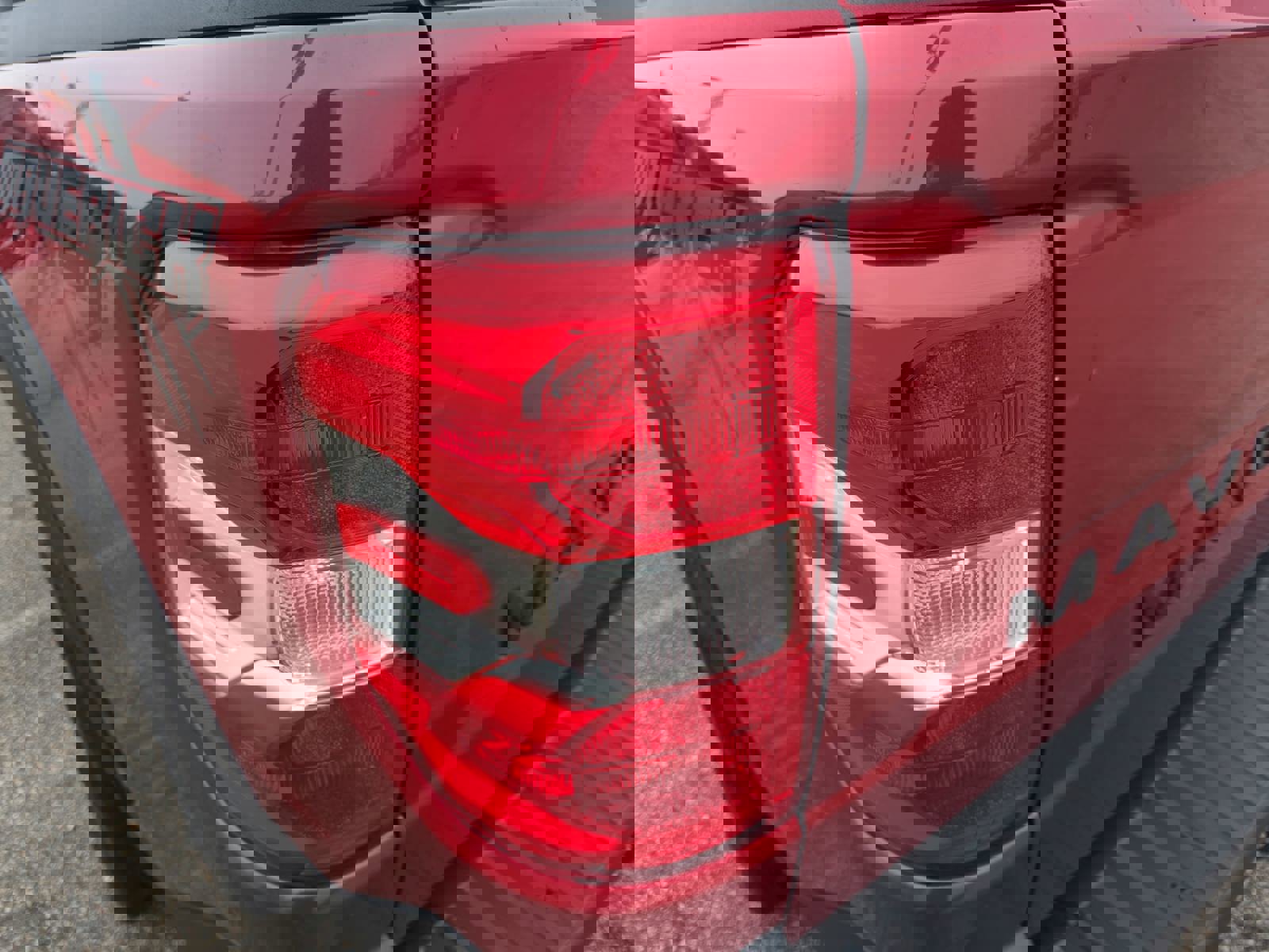 Used 2022 Ford Maverick Lariat w/ Lariat Luxury Package image 37