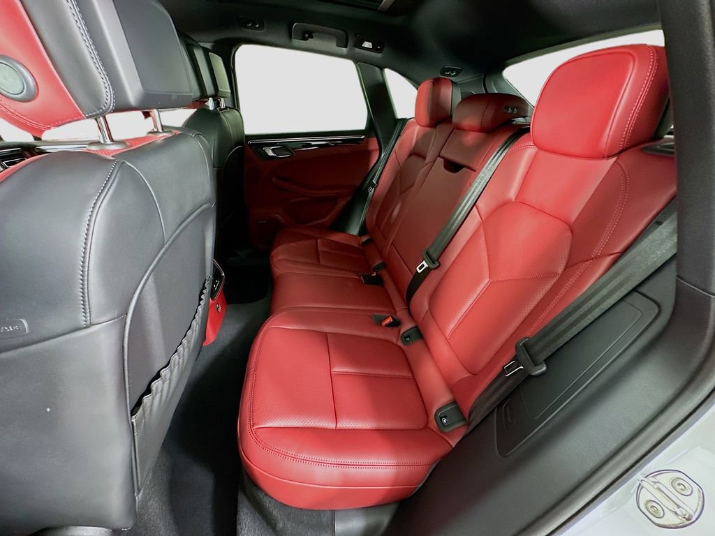 New 2026 Porsche Macan S image 24