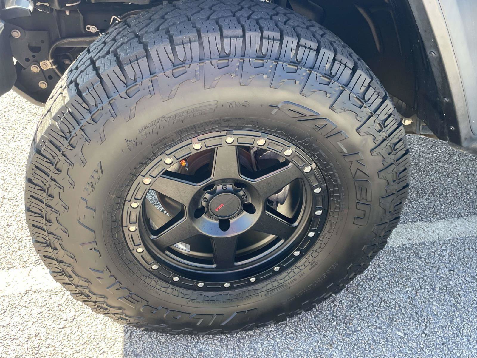 Used 2021 Jeep Gladiator Mojave AWD/4WD image 9