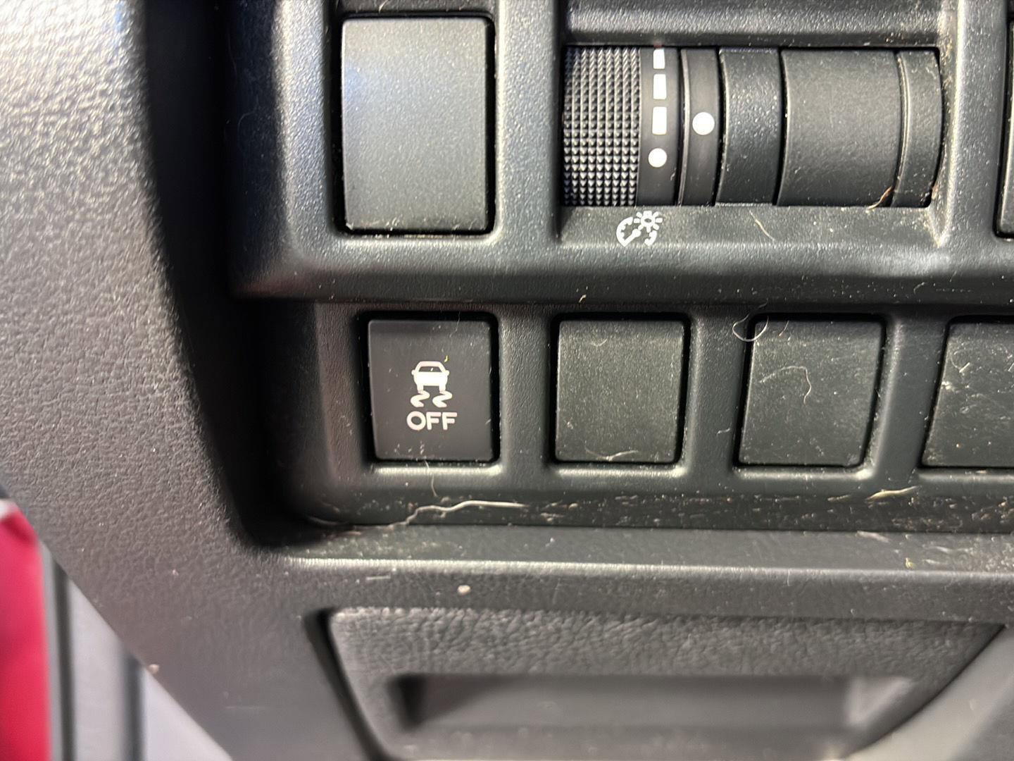 Used 2018 Subaru Crosstrek 2.0i Premium image 25