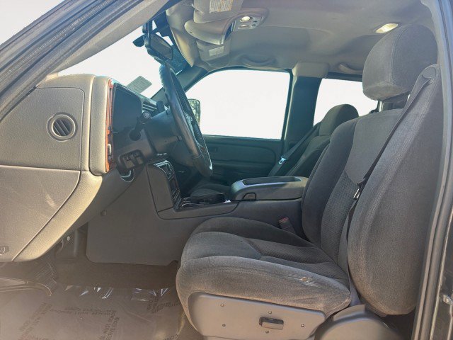 Used 2005 Chevrolet Silverado 2500 LS AWD/4WD image 12
