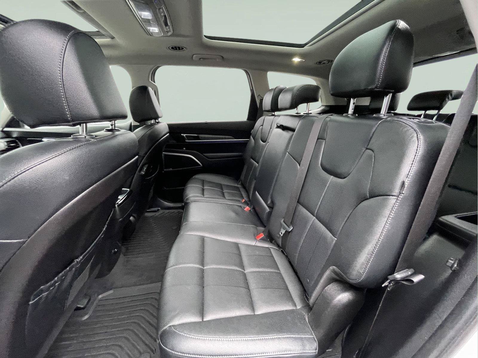 Used 2025 Kia Telluride SX AWD/4WD image 17