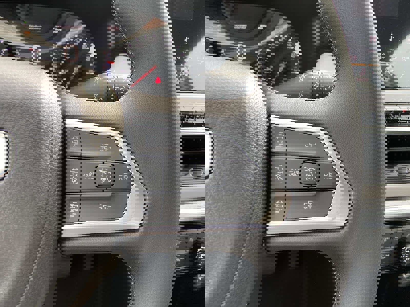 New 2026 Jeep Compass Limited image 12