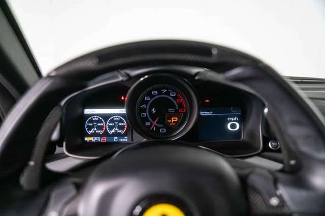 Used 2015 Ferrari F12 Berlinetta RWD image 19