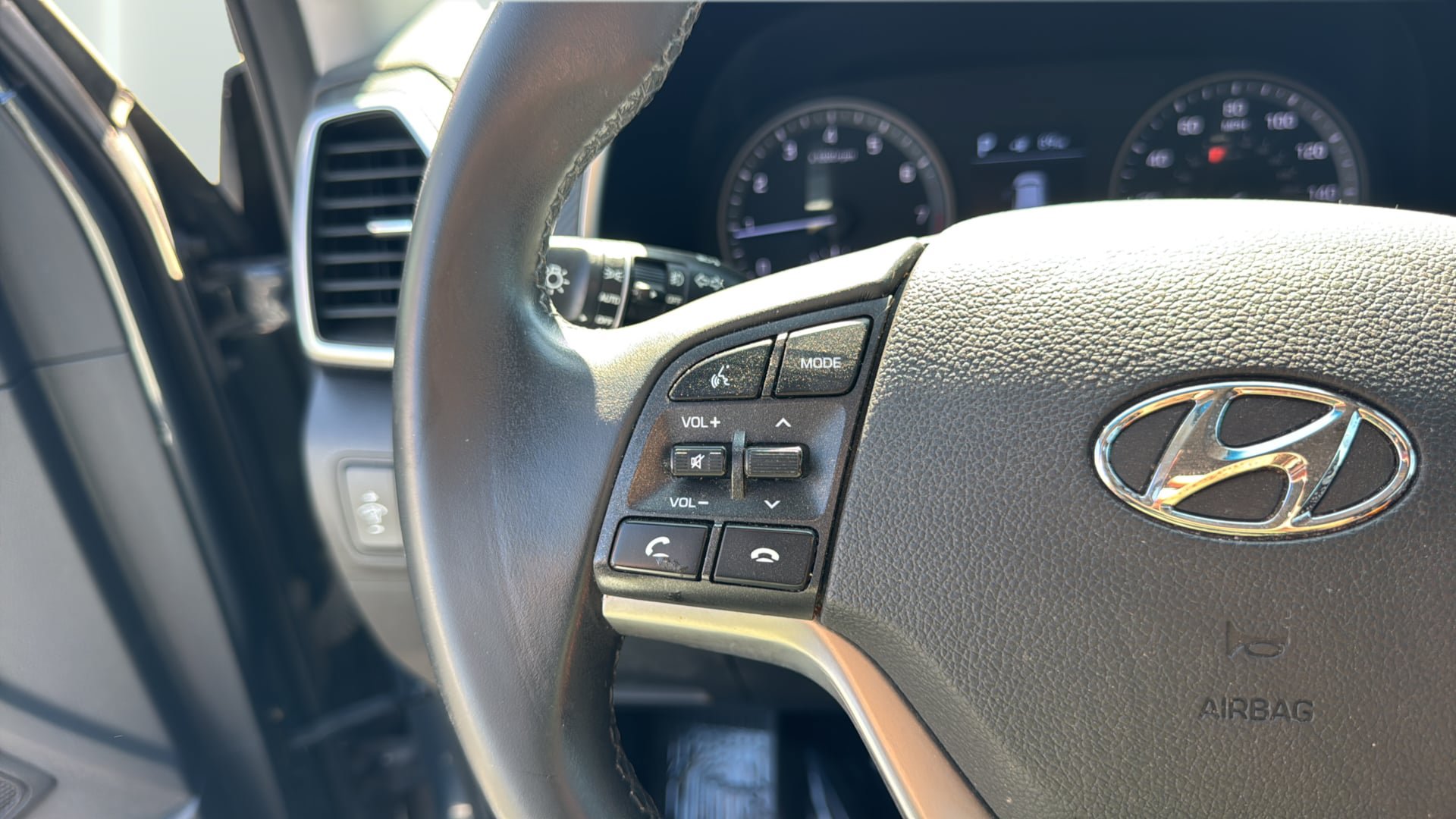 Used 2020 Hyundai Tucson Sport FWD image 27