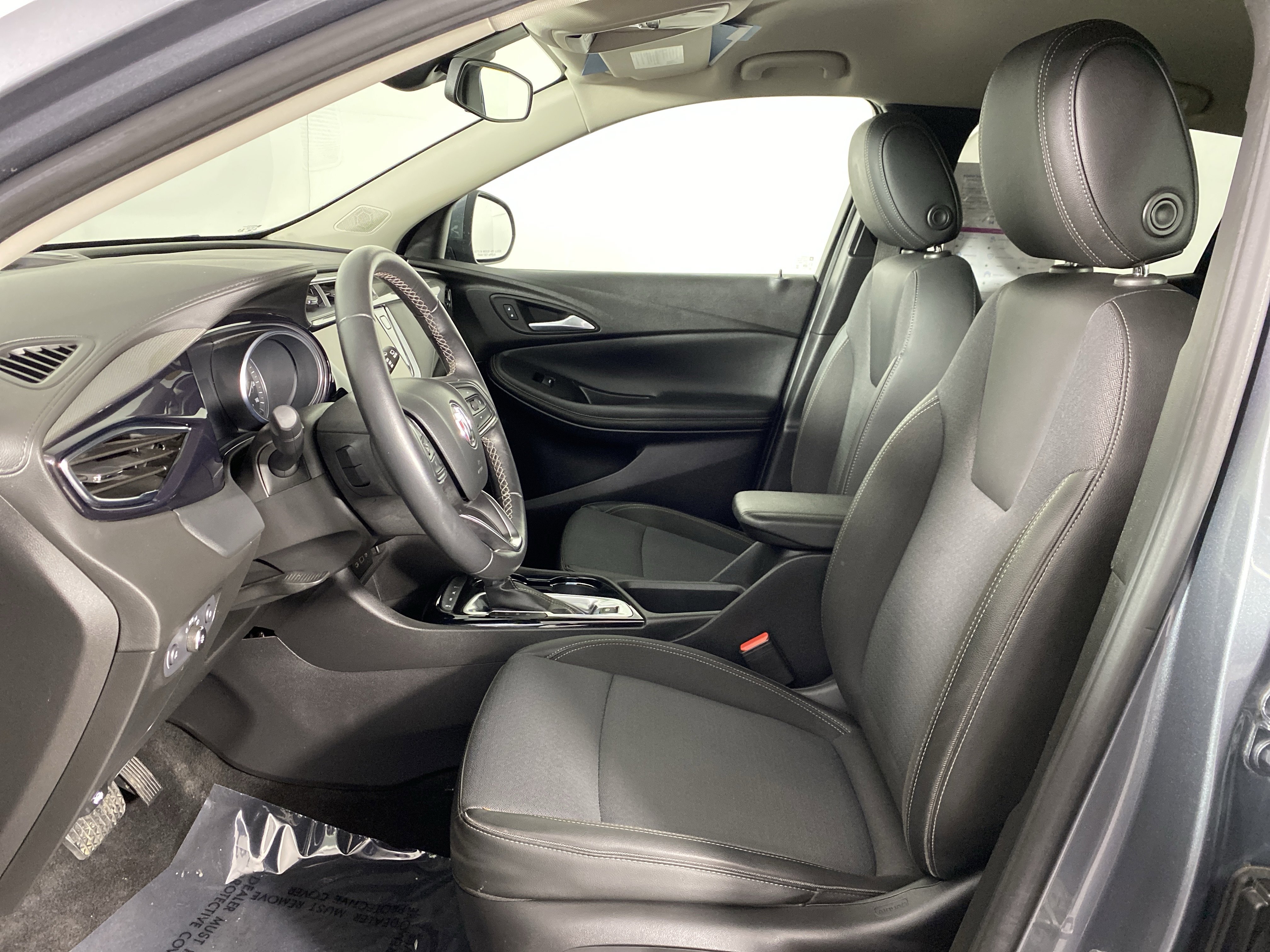 Used 2022 Buick Encore GX Preferred w/ Cold Weather Comfort Package image 15