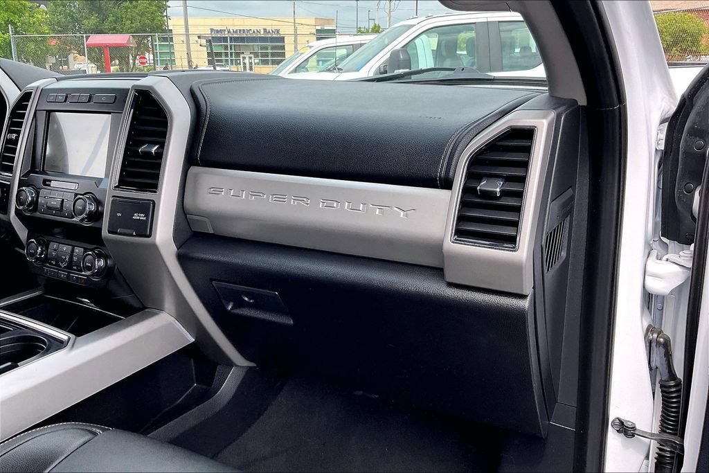 Certified 2021 Ford F250 Lariat w/ Lariat Value Package AWD/4WD image 15