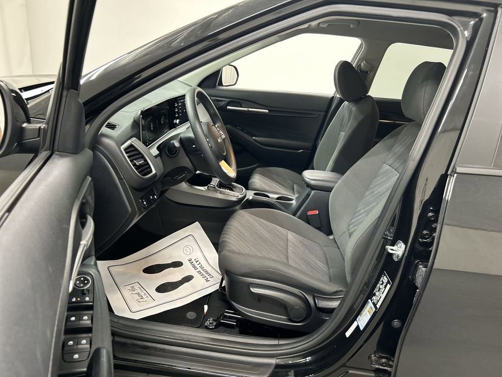Certified 2024 Kia Seltos LX AWD/4WD image 9