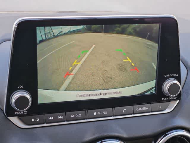Used 2024 Nissan Sentra SV FWD image 22