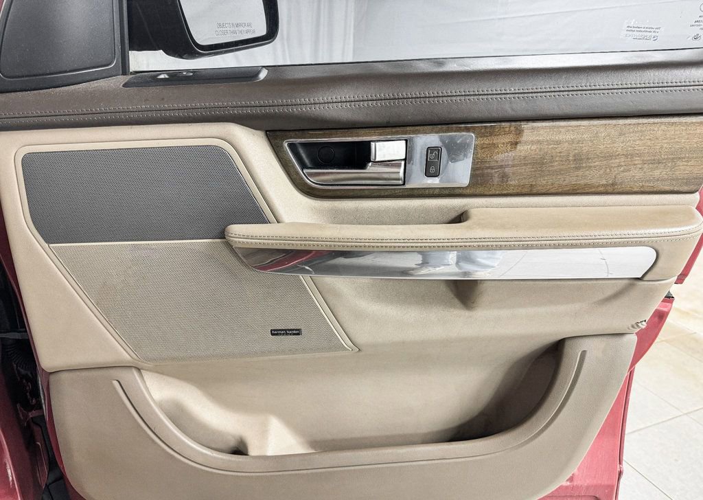 Used 2012 Land Rover Range Rover Sport HSE LUX image 18