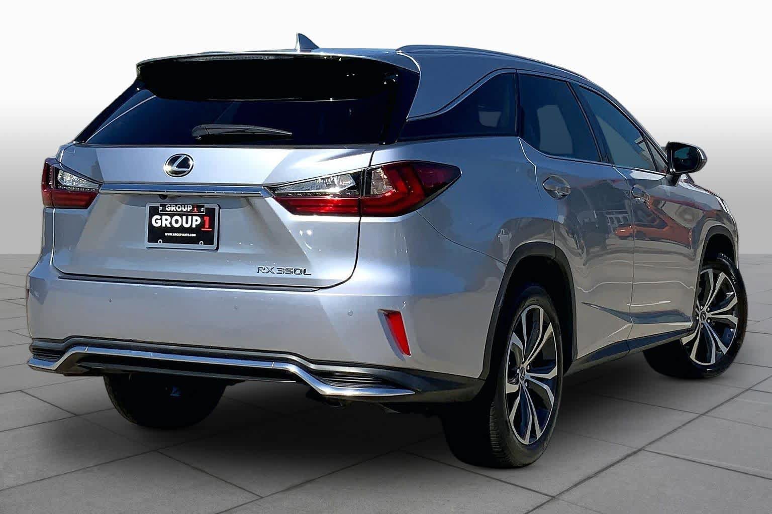 Used 2022 Lexus RX 350L FWD w/ Premium Package image 12