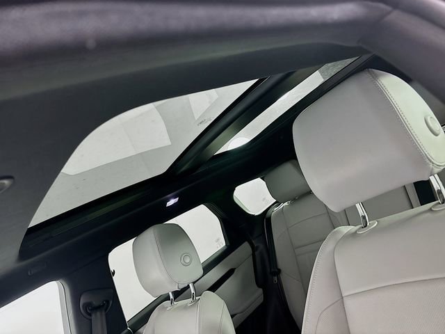 Used 2026 Land Rover Range Rover Evoque S image 14