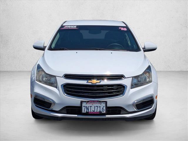 Used 2016 Chevrolet Cruze LT w/ Technology Package FWD video 2