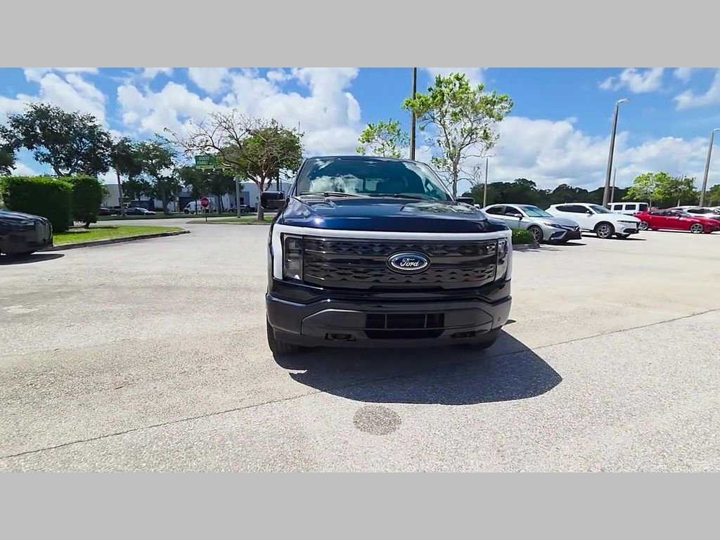 Used 2023 Ford F150 Lightning Platinum AWD/4WD image 51