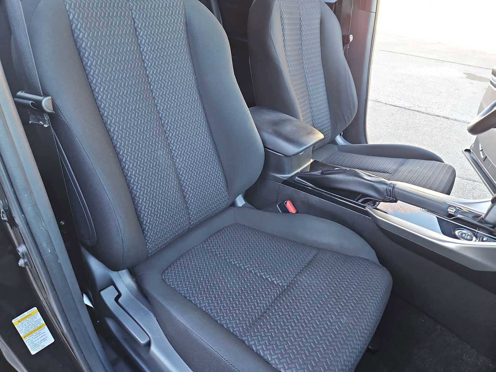 Used 2022 Mitsubishi Eclipse Cross LE image 22