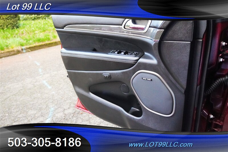 Used 2017 Jeep Grand Cherokee SRT AWD/4WD image 21