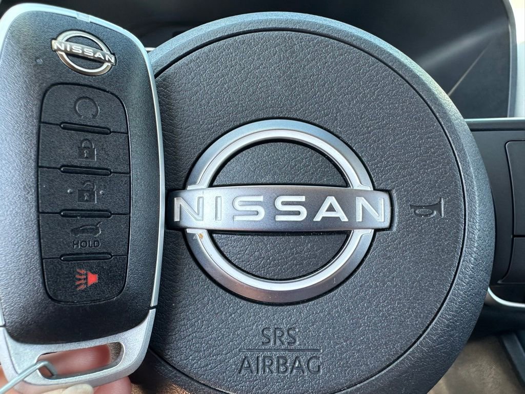 Used 2024 Nissan Rogue SV image 44