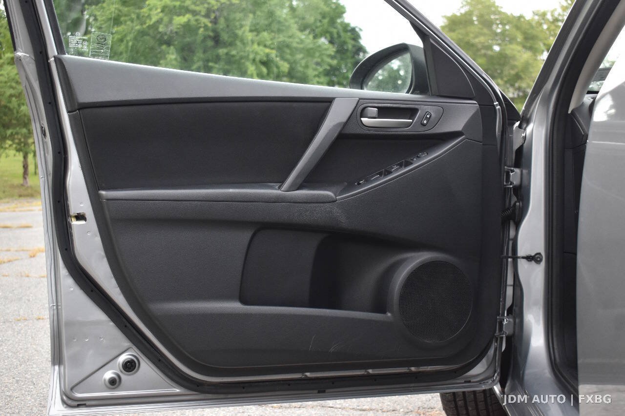 Used 2012 MAZDA MAZDA3 i Sport FWD image 8