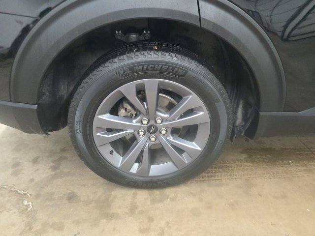 Used 2023 Ford Explorer XLT w/ Equipment Group 202A image 10