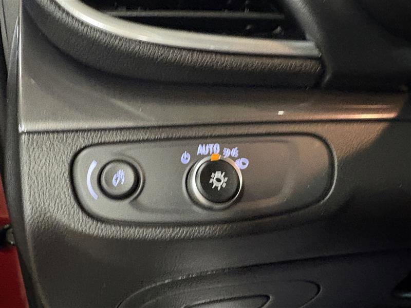 Used 2021 Buick Encore Preferred w/ Safety Package image 20