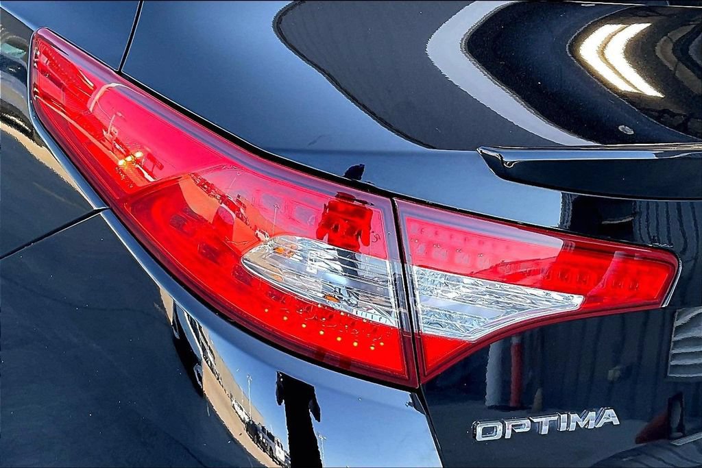 Used 2011 Kia Optima SX w/ Premium Touring Pkg FWD image 29