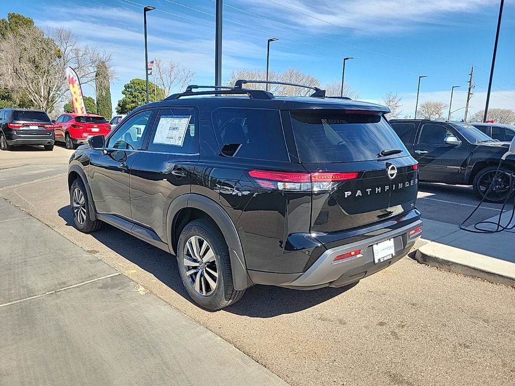 New 2026 Nissan Pathfinder SL FWD image 5