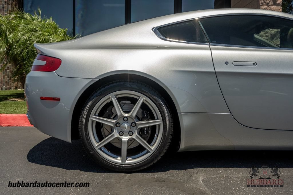 Used 2008 Aston Martin V8 Vantage Coupe RWD image 32